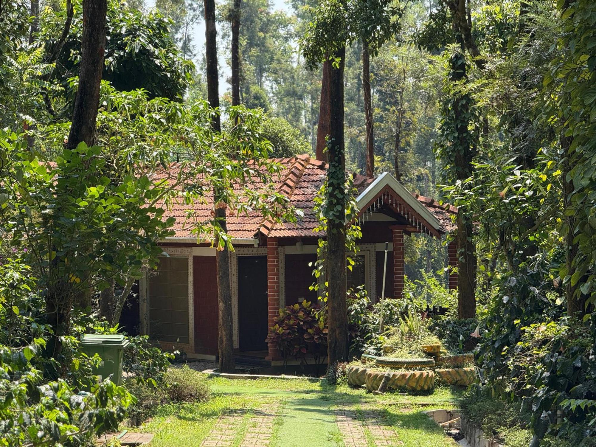 Coffee Grove Resort Chikmagalūr Dış mekan fotoğraf