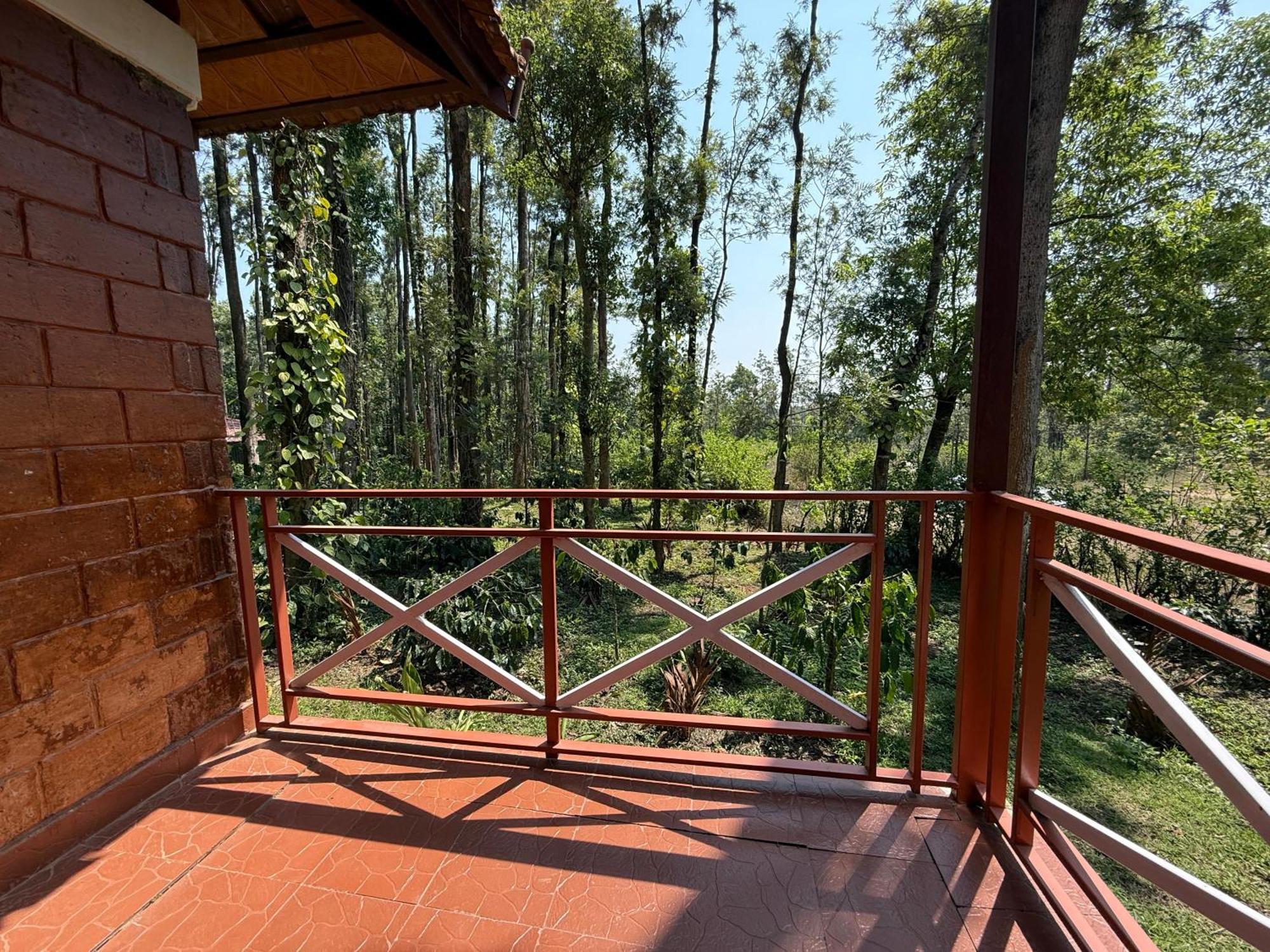 Coffee Grove Resort Chikmagalūr Dış mekan fotoğraf