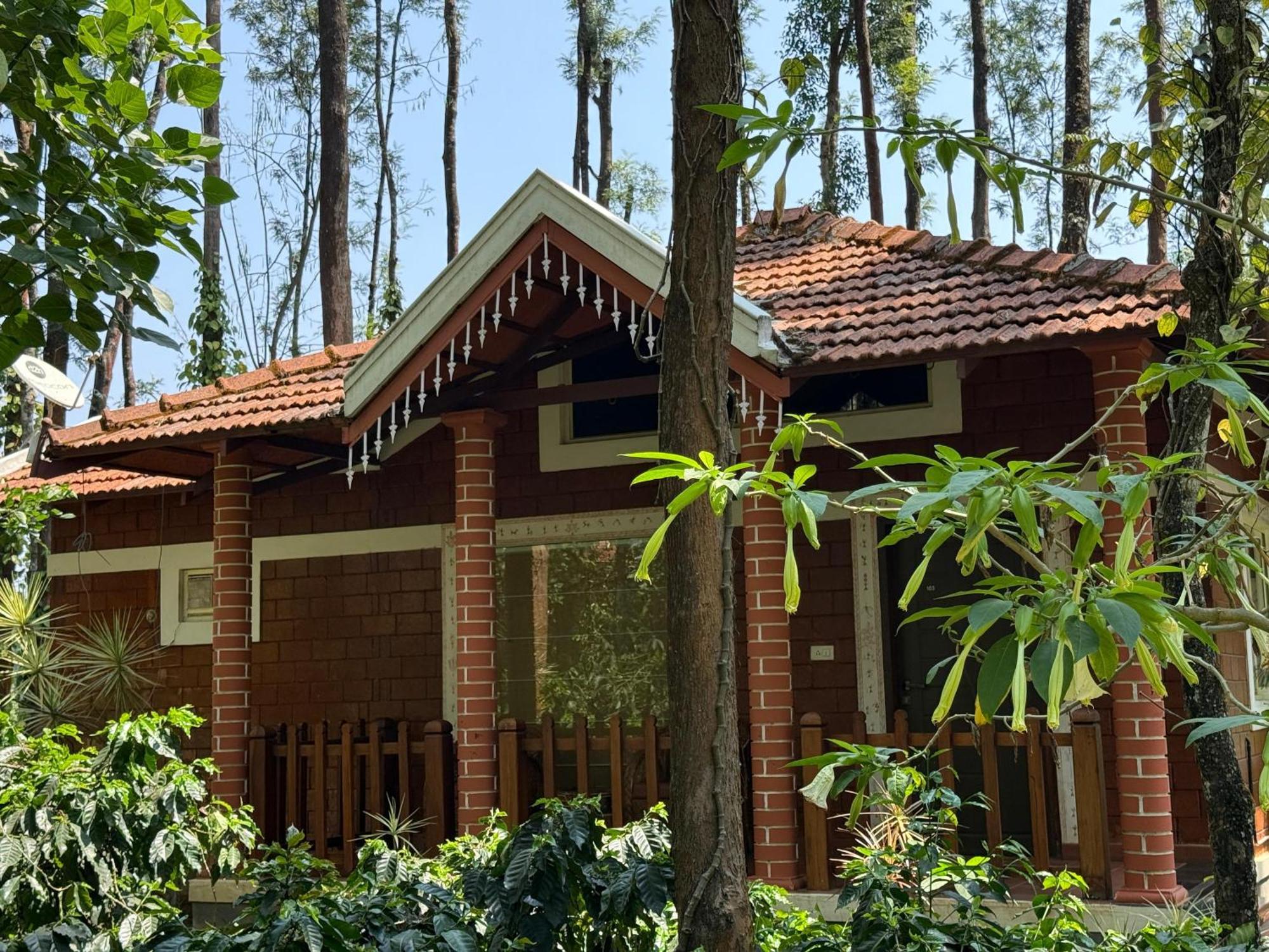 Coffee Grove Resort Chikmagalūr Dış mekan fotoğraf